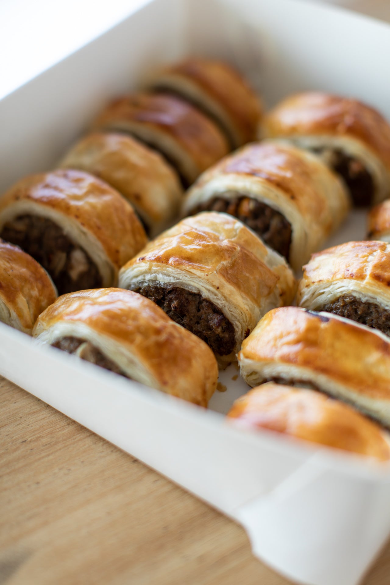 Mini Hot Roll Box - The French Lettuce